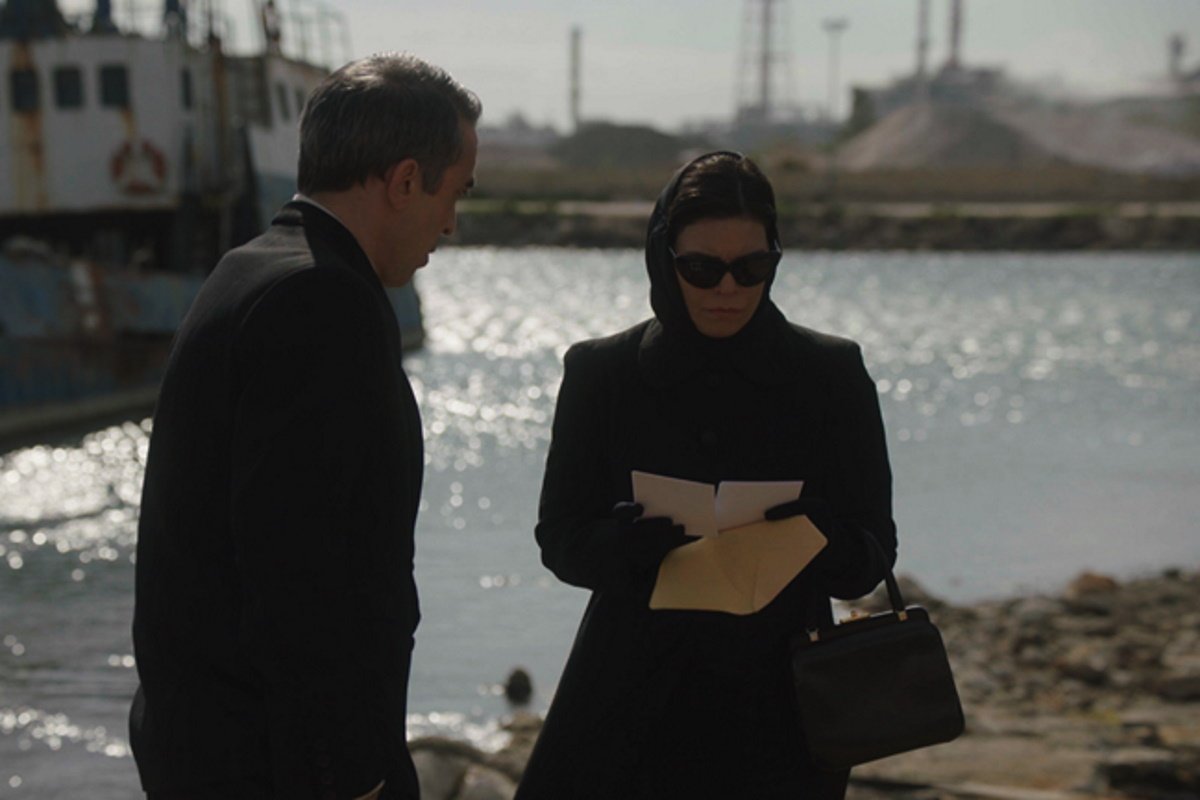 Porto Leone 22/12: Η Αλεξάνδρα ανακαλύπτει το μυστικό της Γαλήνης και της στήνει παγίδα 