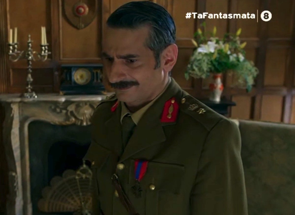 Τα φαντάσματα: Πλάνταξαν με τον ταγματάρχη και τον… καταπιεσμένο έρωτά του – «Πόσο θα ήθελα να τον είχε παντρευτεί!»