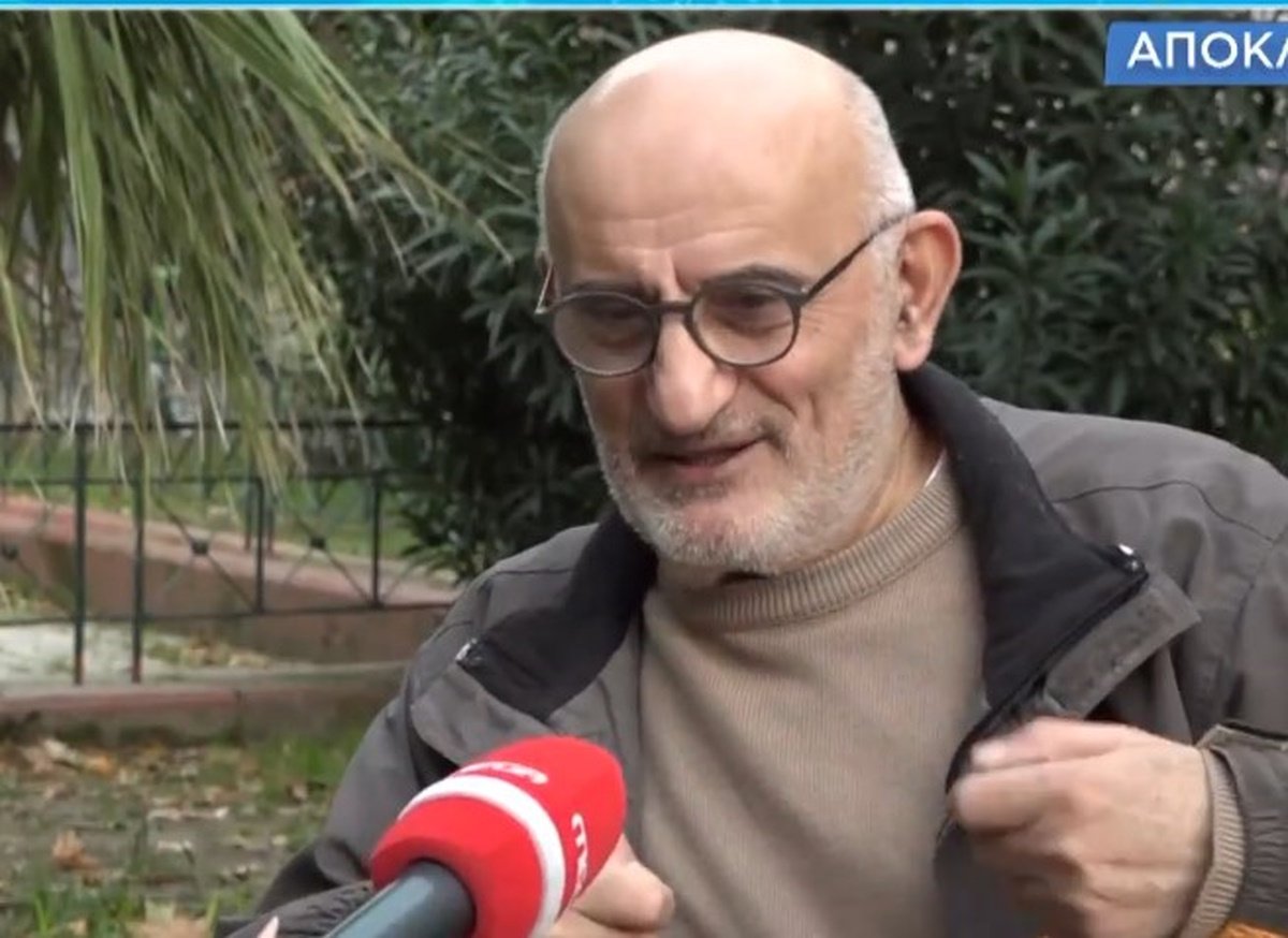 Τάκης Βαμβακίδης: «Κάθε χρόνο πηγαίνω στον τάφο του Βασίλη Καρρά και διαβάζω…»