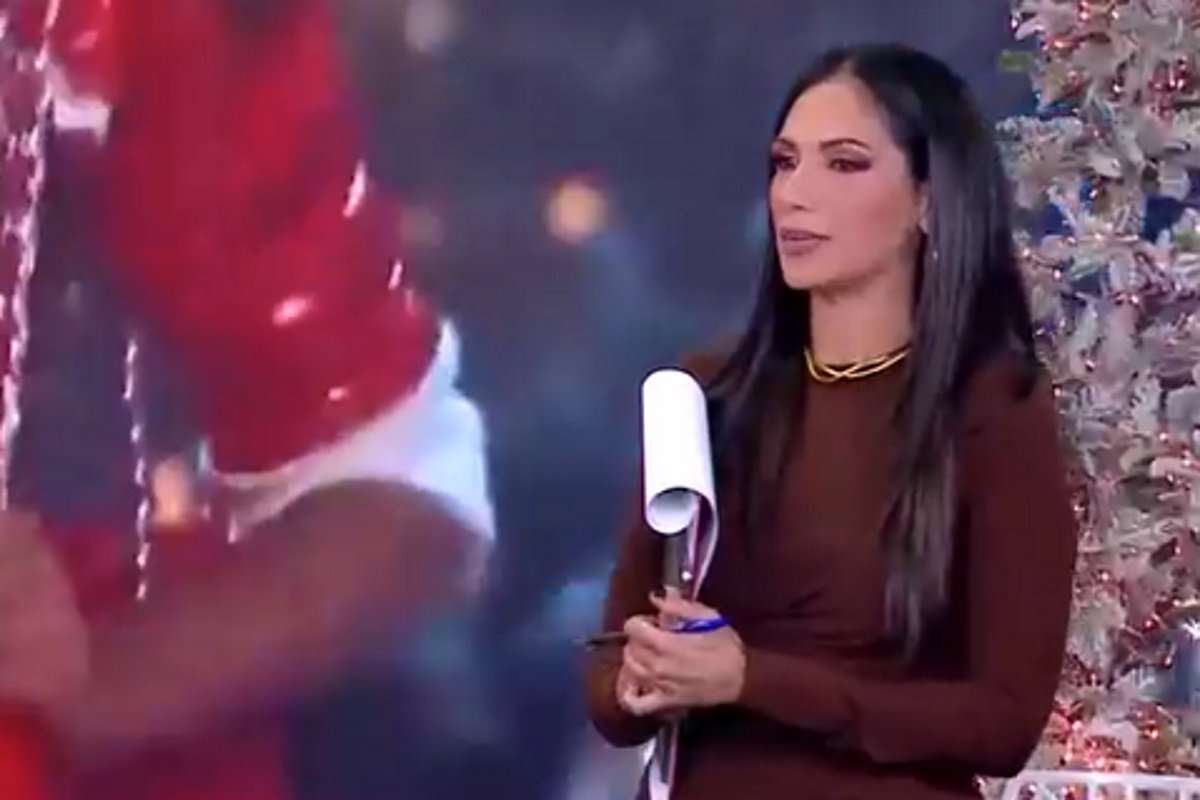 Ανθή Βούλγαρη: «Όσο κι αν επιμένετε να δείχνετε αυτές τις ωραίες που δεν τρώνε, εμείς θα τρώμε!»