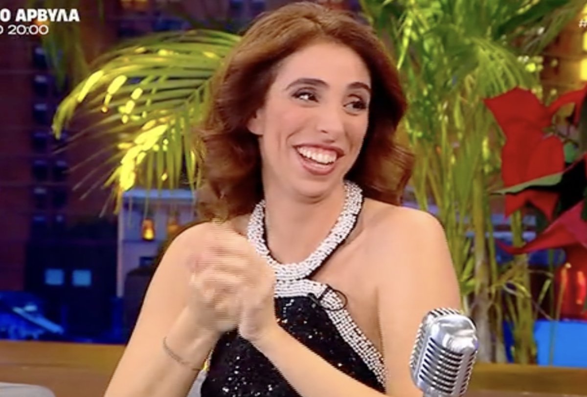 Έλενα Χαραλαμπούδη: «Έχω απομυθοποιήσει τον όρο MILF – Πλέον είναι τρόπος ζωής…»