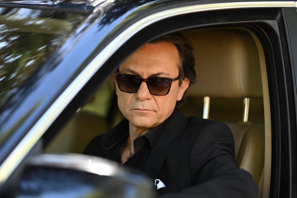 Να μ΄αγαπάς 18/12: Η ταυτότητα του Άγγελου αποκαλύπτεται