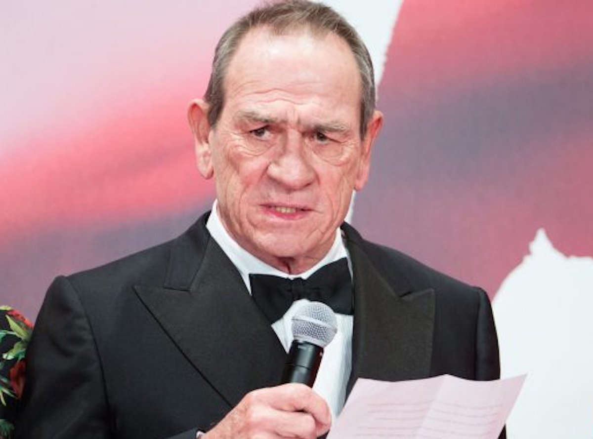 Τόμι Λι Τζόουνς: Νεκρή σε πολυτελές ξενοδοχείο εντοπίστηκε η 34χρονη κόρη του, Βικτώρια