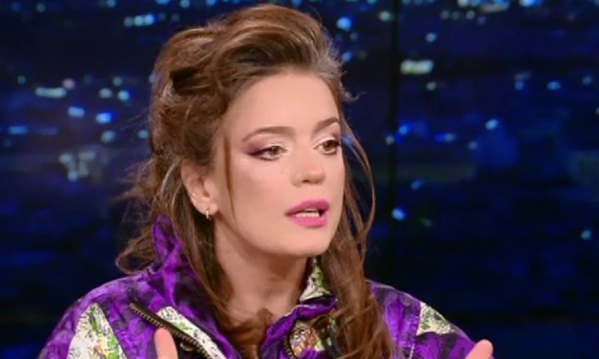 Τραϊάνα Ανανία: «Έχω κακοποιηθεί από κοντινό οικογενειακό πρόσωπο – Όταν το είπα στους γονείς μου εξέλαβα “πόρτα”»