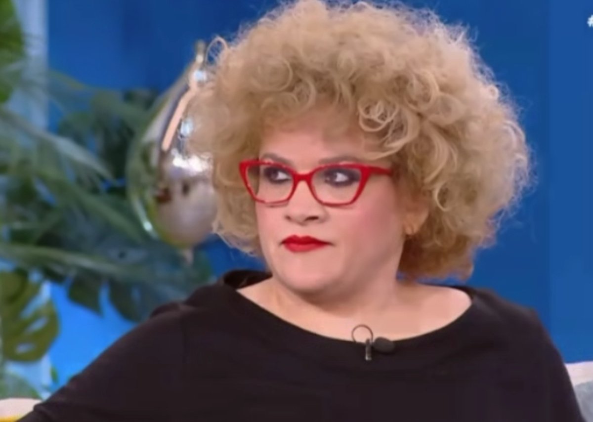 Τζένη Διαγούπη: «Δεν είναι εύκολο για όσους θέλουν να υιοθετήσουν ένα παιδί – Μακάρι να τα καταφέρω»