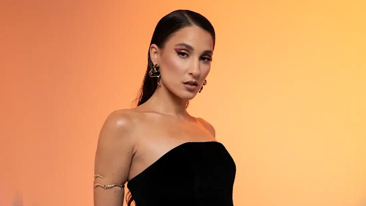 Eurovision 2026: Η Ευαγγελία μας καλεί στην «Παρέα» της – Θα καταφέρει να βρεθεί στον διαγωνισμό με τη νέα της συμμετοχή;