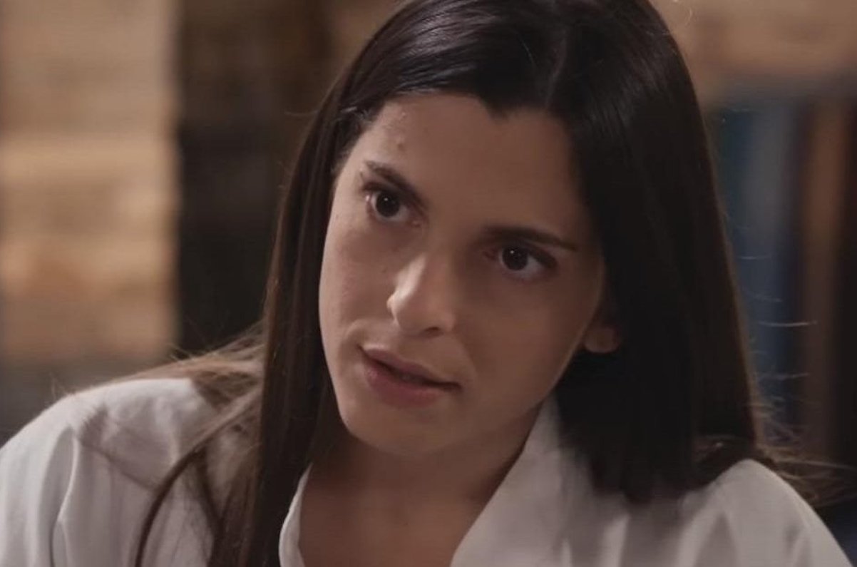 Η Γη της ελιάς spoiler: Εκτός ελέγχου η Ισμήνη μετά τη γέννα – Την πάνε σε ψυχίατρο