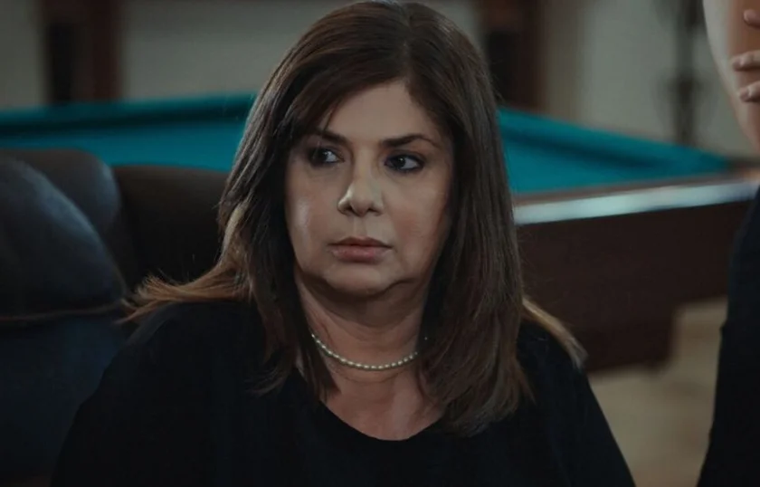 Η Γη της Ελιάς spoiler: Φυλακή για τον φόνο του Δημοσθένη, αλλά πλουτίζει από τη «διασημότητά» της