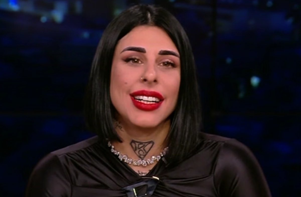 Super Kiki: «Οι γονείς μου πρέπει να μου ζητήσουν συγγνώμη – Γιατί πρέπει να φταίει το παιδί για τις μαλ…ες που κάνεις;»