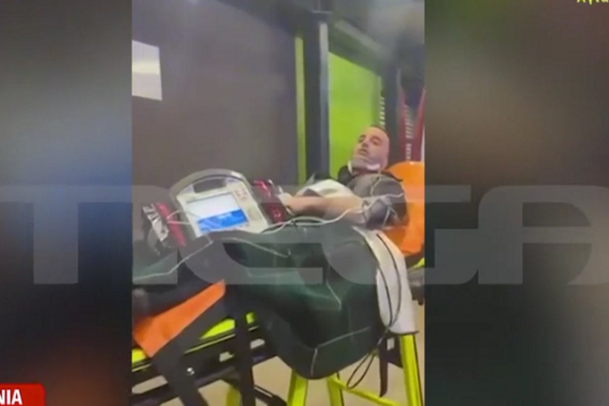 Ρουμανία: Συγκλονιστικό βίντεο με τον διασωθέντα φίλαθλο του ΠΑΟΚ στο νοσοκομείο – «Το όνομά σου;» – «Μάριος…»