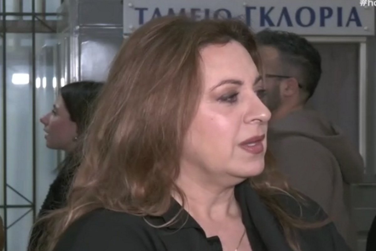 Ευαγγελία Μουμούρη: «Μετά τα γυρίσματα του Ριφιφί δεν γυρνούσα σπίτι – Έκλεινα Airbnb για να είμαι μόνη μου»