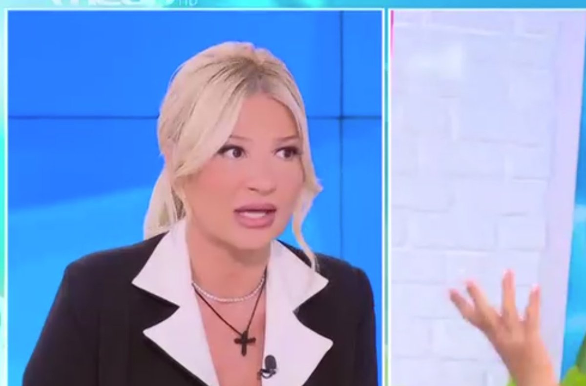 Φαίη Σκορδά: «Όταν πήγα στον ΣΚΑΪ, είχα 100 λόγους να το κάνω και δεν είχα άλλη επιλογή»