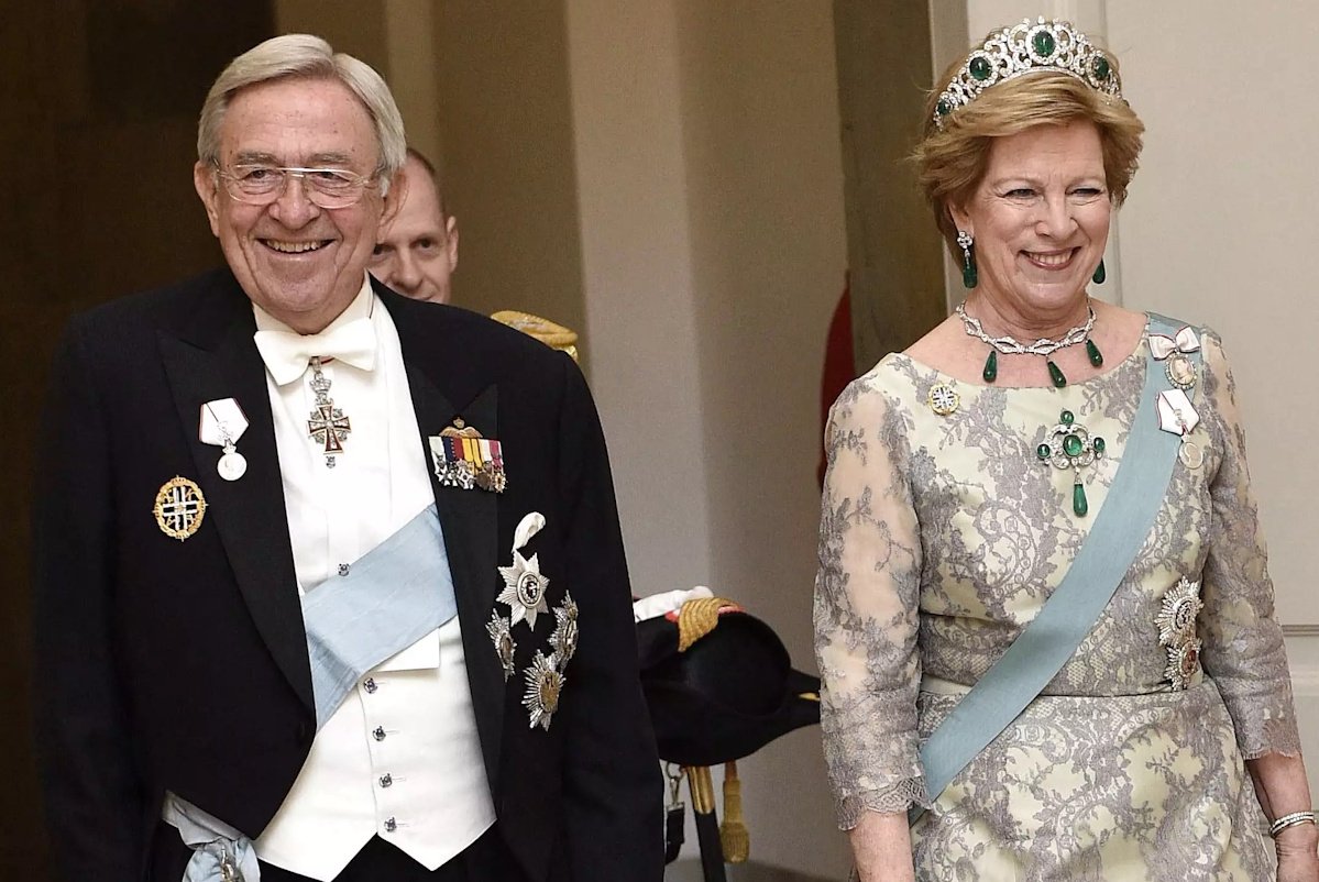 Τέως βασιλική οικογένεια: Η ημερομηνία του μνημοσύνου για τα τρία χρόνια από τον θάνατο του Κωνσταντίνου