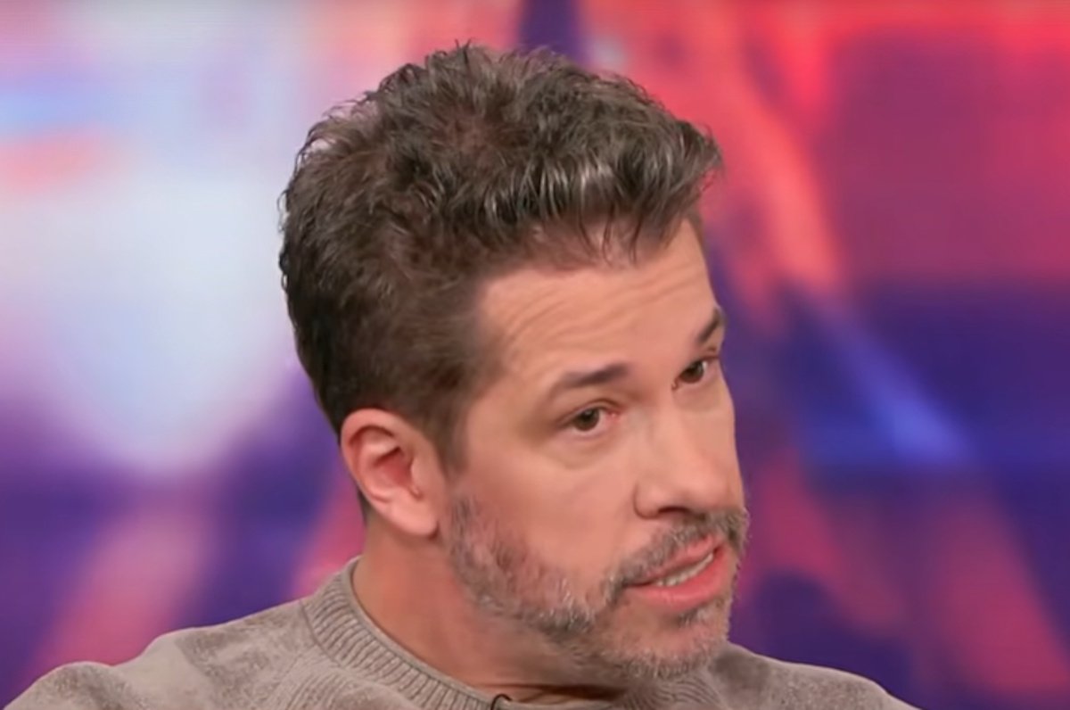 Χάρης Βαρθακούρης: «Ο πατέρας μου δεν με έχει αποκαλέσει ποτέ με το όνομά μου»