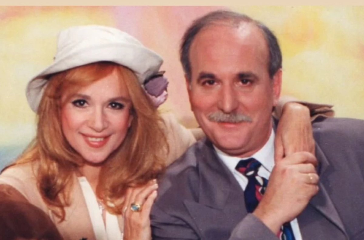 Γιώργος Παπαδάκης – Αλίκη Βουγιουκλάκη: Το σπάνιο στιγμιότυπο από την ιστορική τηλεοπτική τους συνάντηση