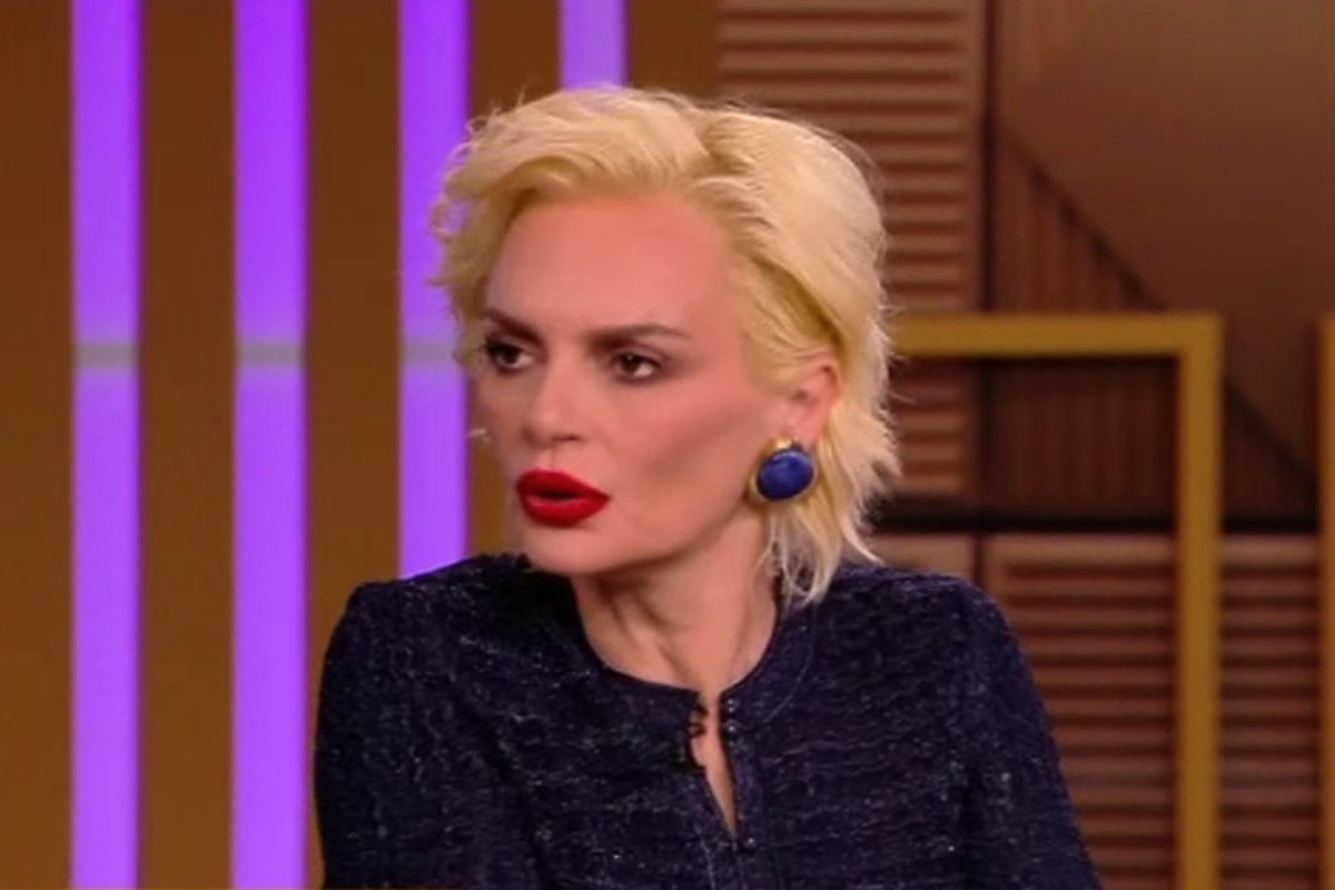 Έλενα Χριστοπούλου «κατακεραυνώνει» την Ιωάννα Τούνη: «Truman Show είναι αυτό, το θέμα είναι τα click, τα like…»