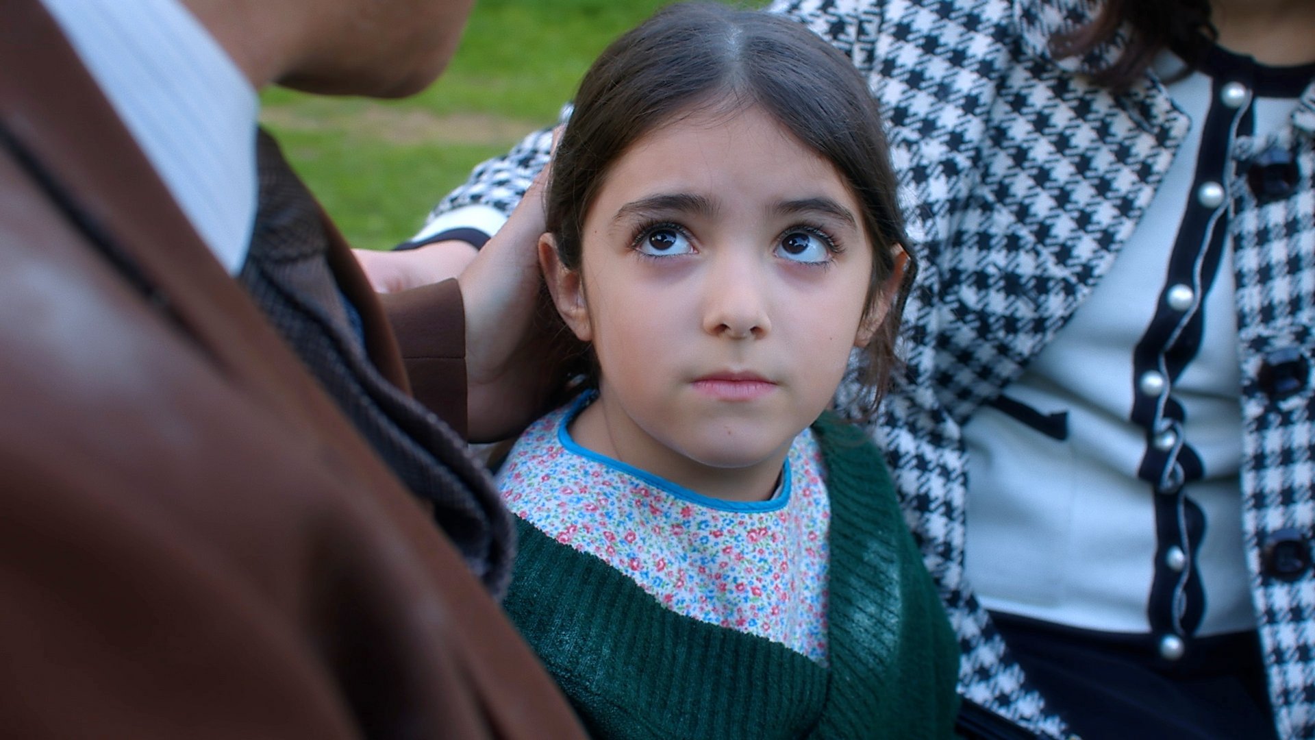 Άγιος Έρωτας: Η μικρή Ελευθερία μαθαίνει τους αληθινούς της γονείς