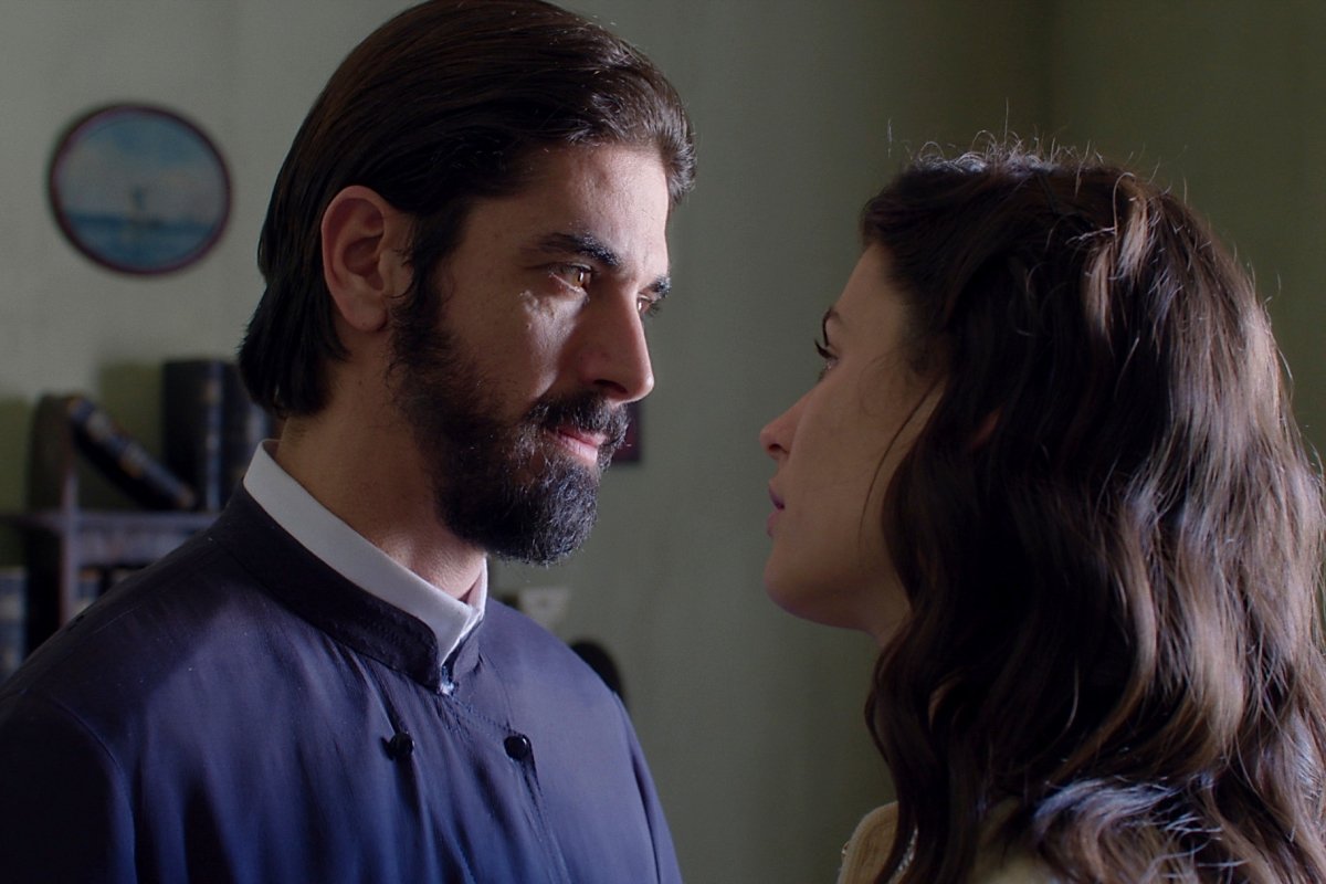 Άγιος Έρωτας 17/2: Χλόη και πατέρας Νικόλαος ρισκάρουν τα πάντα για τον έρωτά τους