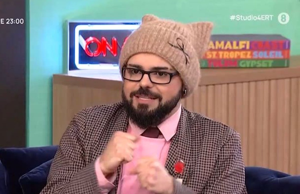 Ακύλας: «Είχα δεχθεί ομοφοβική επίθεση – Τρέχαμε να ξεφύγουμε χωρίς να κοιτάμε πίσω μας»