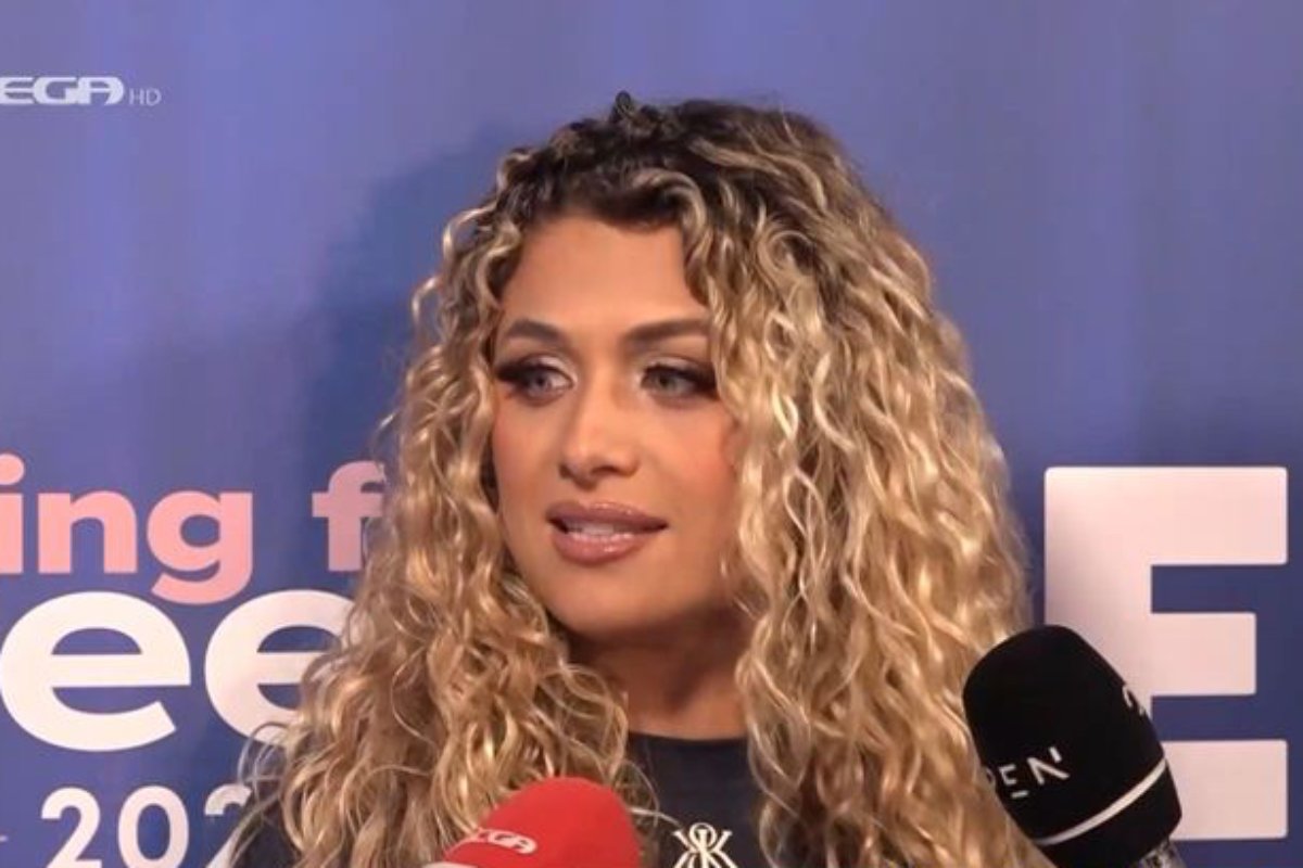 Antigoni: «Δεν με ενοχλεί καθόλου που με συγκρίνουν με την Ελένη Φουρέιρα, είναι υπέροχη…»