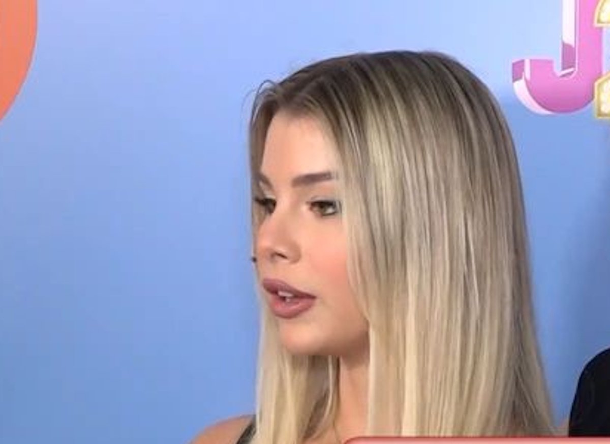 Modern Cinderella: «Τα περισσότερα πρωινά είναι κίτρινα – Είναι πολύ σκληροί και δεν μου αρέσει ο τρόπος που σχολιάζουν»