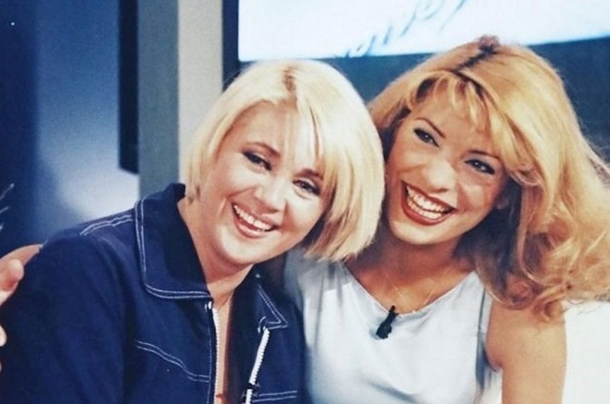 Οι ώρες της ημέρας που συνδέσαμε για πάντα με συγκεκριμένες εκπομπές