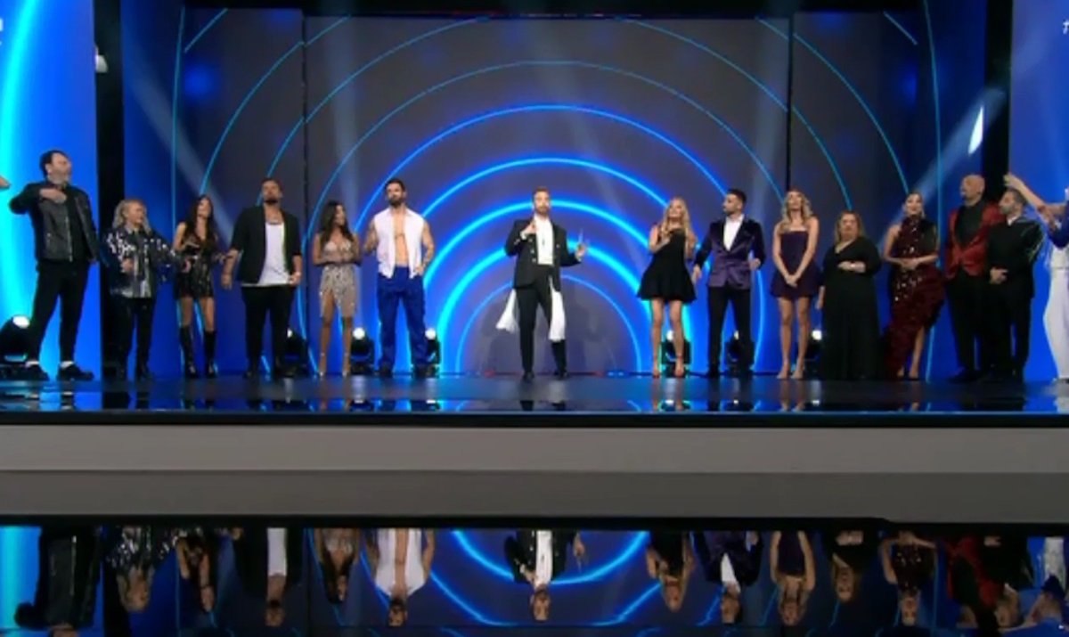 J2US: Αυτό είναι το ζευγάρι που αποχώρησε πρώτο