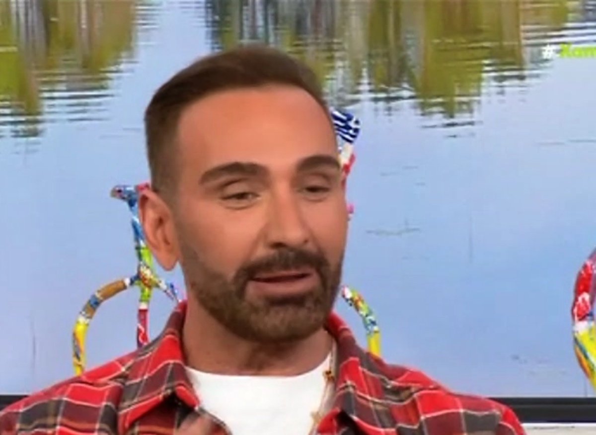 Νίκος Κοκλώνης σε Σίσσυ Χρηστίδου: «Γνώριζα μία συνεργάτιδα και τώρα έχω μία αδερφή»