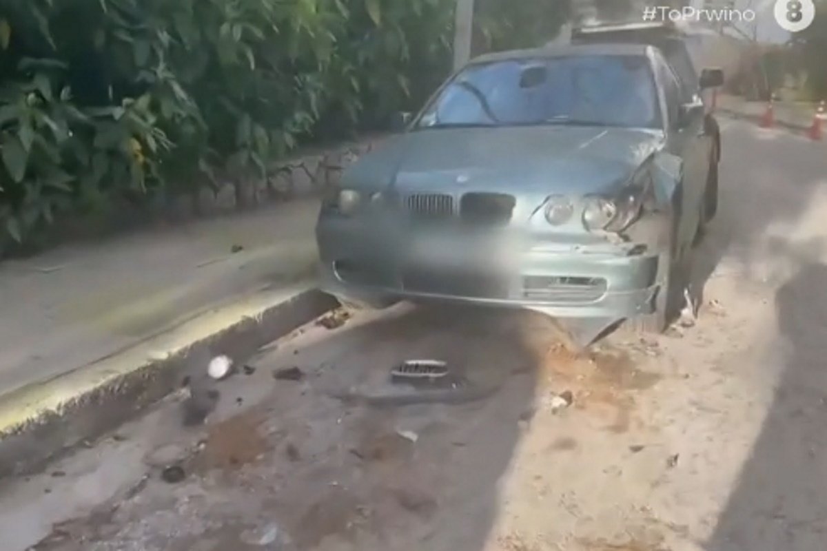 Μεθυσμένη τραγουδίστρια έπεσε πάνω σε 5 αυτοκίνητα στο Κολωνάκι