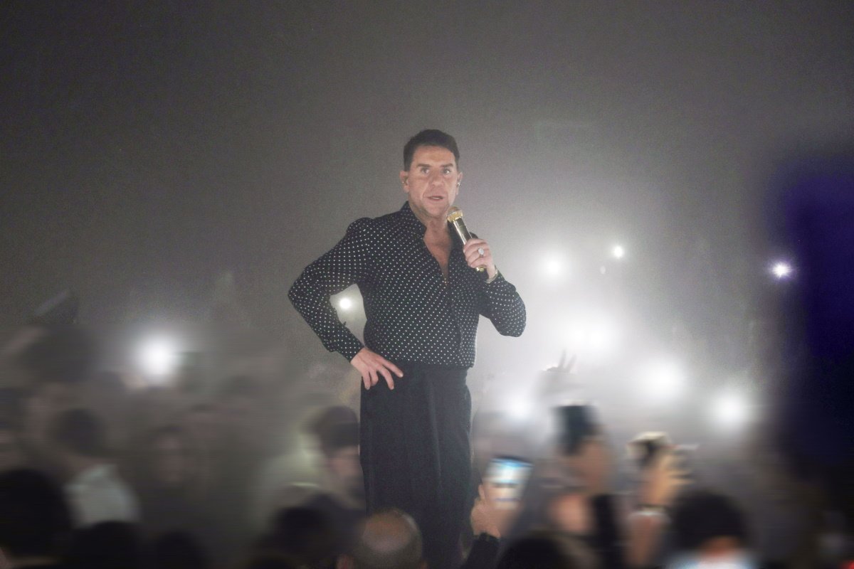 Γιώργος Μαζωνάκης: Παραμένει στο νοσοκομείο – Αυξημένα μέτρα προστασίας και καμία επικοινωνία με την οικογένεια