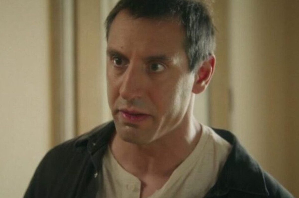 Να μ΄αγαπάς spoiler: Ο Μάκης παίρνει την εξουσία – Εβίτα και Χάρης μένουν χωρίς τίποτα