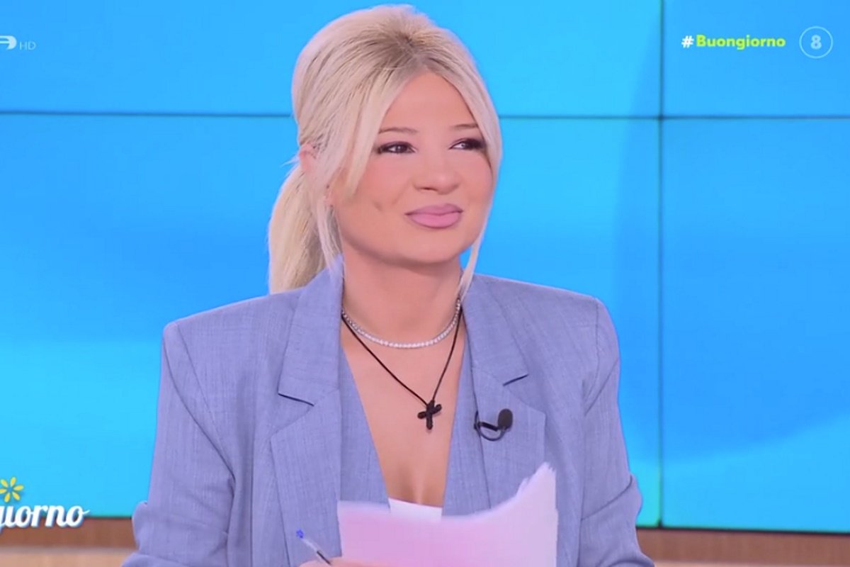 Άρης Καβατζίκης: Τάραξε τη Φαίη Σκορδά με ερώτηση περί γάμου – «Παντρεύεσαι; Έβγαλες ημερομηνία;»