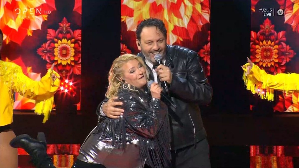 J2US – Γαρμπή: «Μου φαίνεται περίεργο να τραγουδά αυτά τα τραγούδια ο Στάθης – Η Χαρά μια χαρά πάτησε τον τόνο»