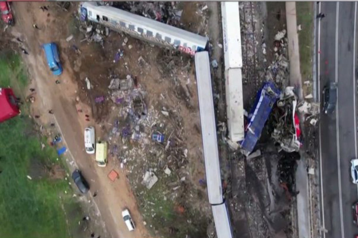 Τέμπη: Αύριο οι δύο πρώτες εκταφές θυμάτων της τραγωδίας – Νομικές κινήσεις από τους συγγενείς