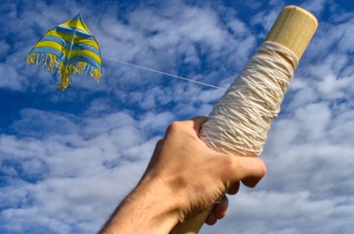 Καθαρά Δευτέρα: Πώς θα πετάξεις σωστά τον χαρταετό – Όλα τα μυστικά