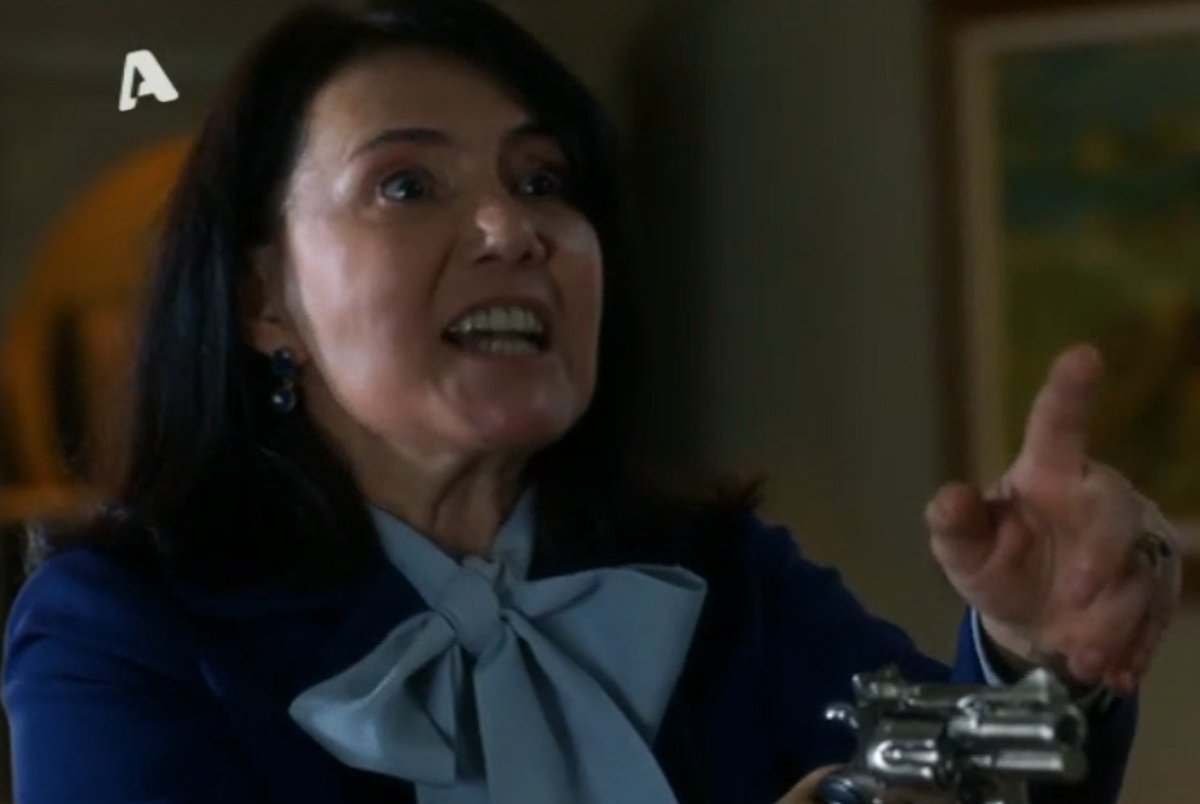 Άγιος Έρωτας – X: Η Σμαρώ νιώθει Σοράγια στην τοποθεσία Στέρνα – Όλη η Στέρνα πρέπει να πάει στο Δρομοκαΐτειο!»