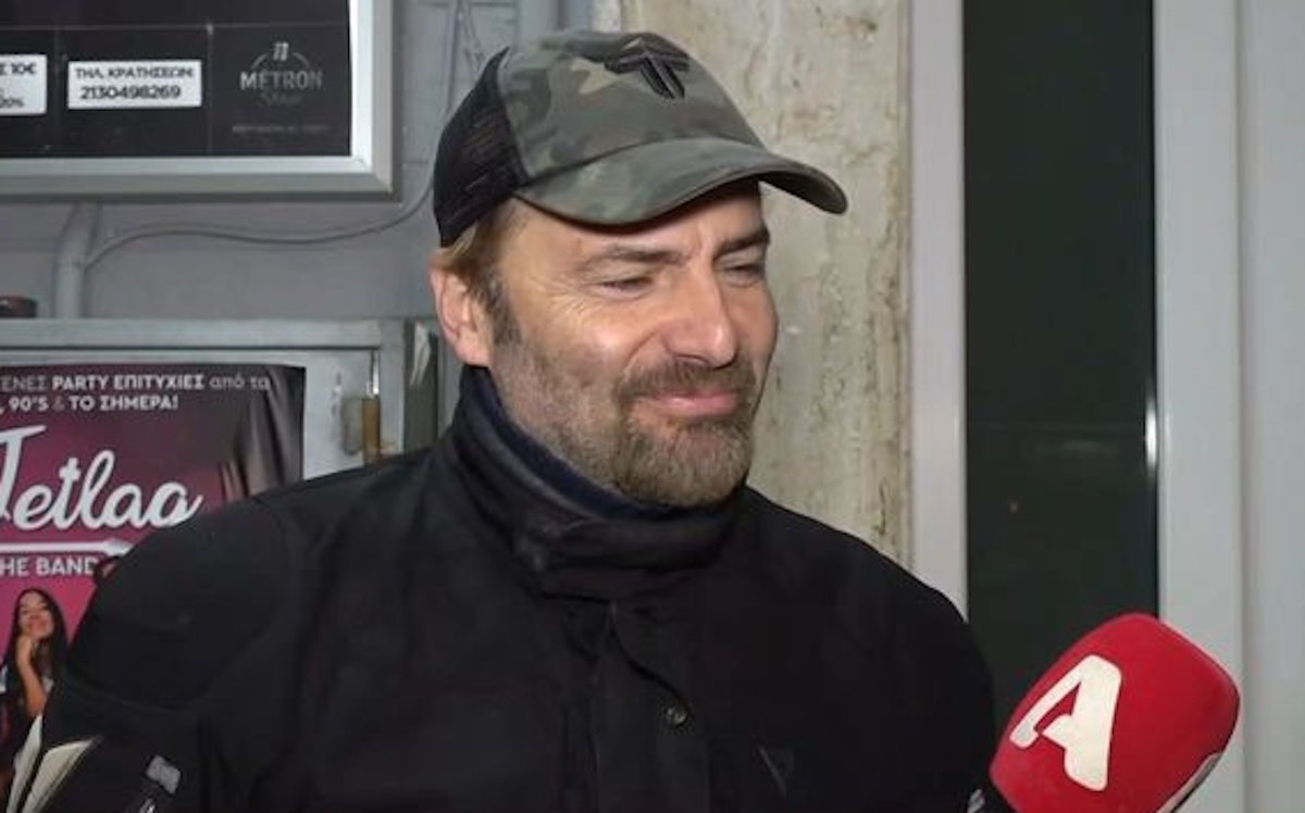 Επική ατάκα Μπουγιούρη σε ερώτηση για τα προσωπικά του: «Να σας χαλάσω εγώ το μεροκάματο;»