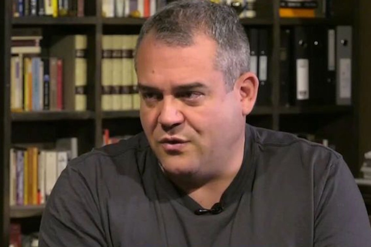 Πυγμαλίων Δαδακαρίδης: «Όταν πέθανε ο πατέρας μου είχα παραστάσεις και ήταν θεραπευτικό»