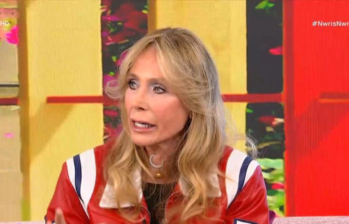 Κατερίνα Γιατζόγλου: «Με πήρε τηλέφωνο η Τζένη Βάνου κλαίγοντας, τρεις μέρες μετά πέθανε»