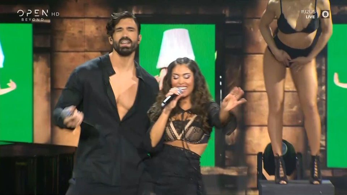 J2US: Προκάλεσαν χαμό στη σκηνή Γκότσης και Απέργη – «Ηλία, ήσουν χάρμα οφθαλμών και ματιών!»