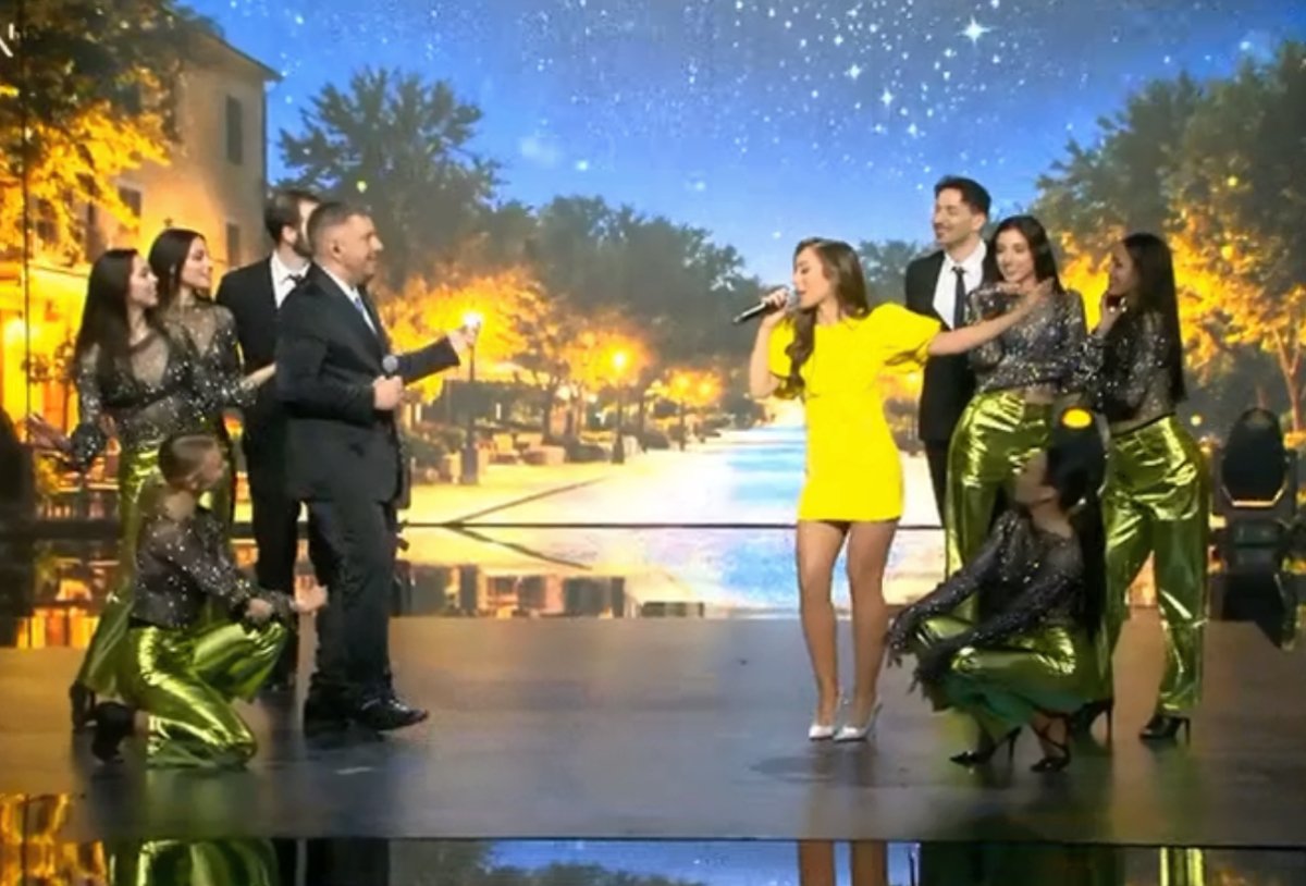 J2US: «Άφωνη» η κριτική επιτροπή με Λεμπιδάκη – Θεοχάρη – «Δουλεύεις πολύ και φαίνεται!»