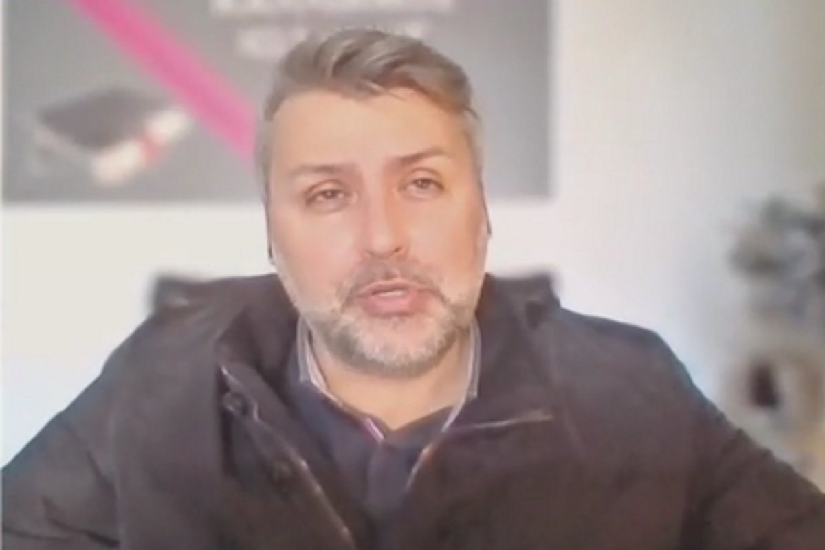 Γιάννης Καλλιάνος: «Η σύζυγός μου απέβαλε – Κλαίει εδώ και 10 μέρες»