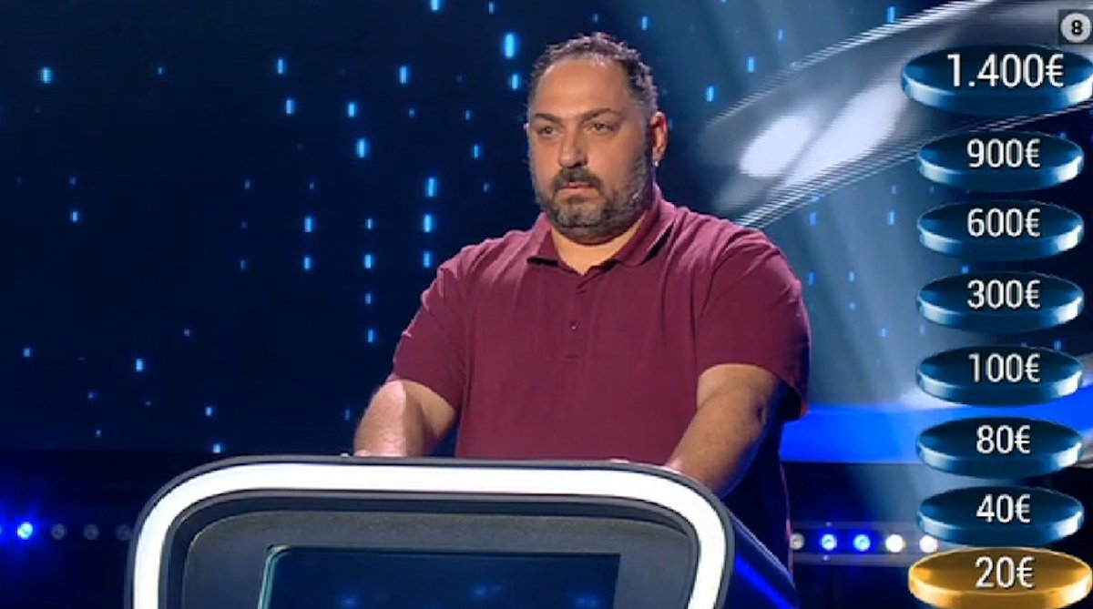 Ο πιο αδύναμος κρίκος: Η επική ερώτηση για τον Νίκο Κοκλώνη – Έσκασε στα γέλια η Μπακοδήμου με την απάντηση