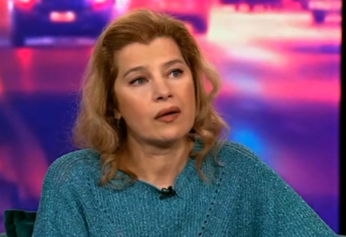 Βίκυ Μαραγκάκη: «Ο μπαμπάς μου “έφυγε” από καρκίνο στον εγκέφαλο – Οι γιατροί μας έλεγαν ότι είναι καλό να νομίζει ότι όλα πάνε καλά»