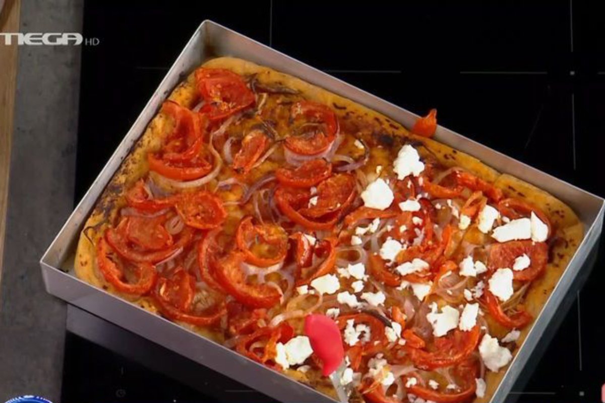 Συνταγή: Η αυθεντική λαδένια Κιμώλου που μοσχοβολά παράδοση από την Αργυρώ Μπαρμπαρίγου