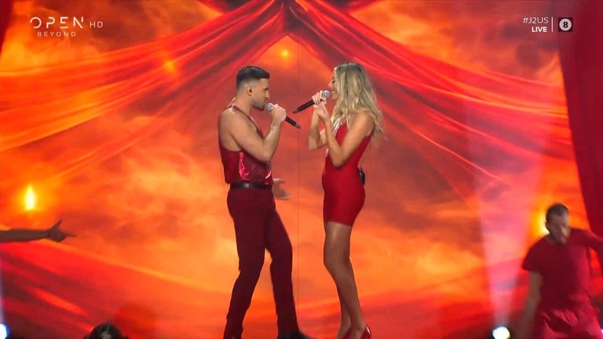 J2US: Φωτιά στα κόκκινα για  Παπαχαραλάμπους και Ζάρα – Γαρμπή: «Το κατέστρεψε το κουπλέ γιατί ήταν εκτός τόνου»