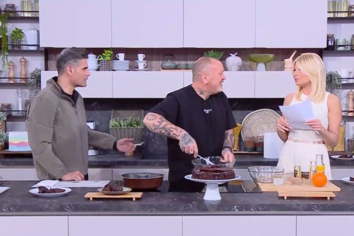 Buongiorno: Το σχόλιο του Σκαρμούτσου για… «γάμους» που έφερε σε αμηχανία τη Φαίη Σκορδά on air!