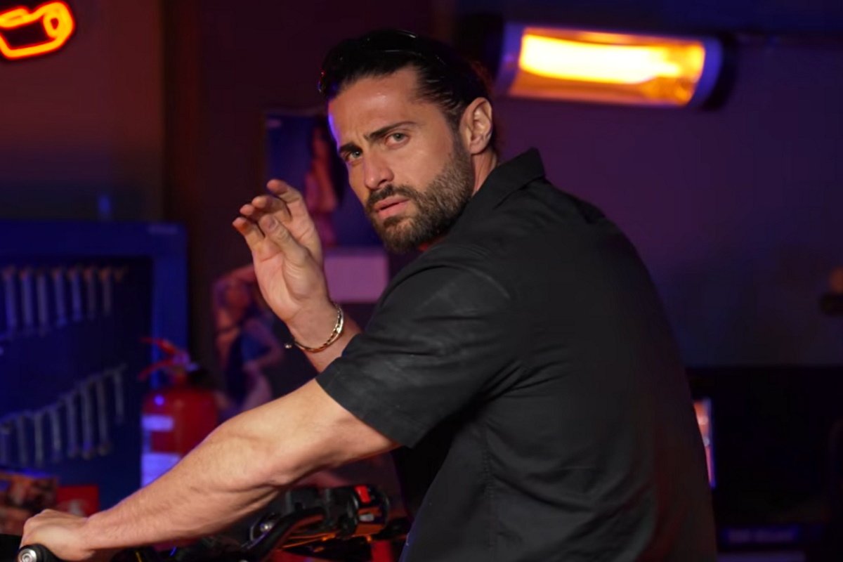 Κωνσταντίνος Βασάλος: «Έχω και φίλες, απλά πρέπει να είναι όλες άσχημες»