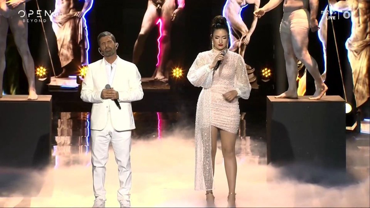 J2US: «Τραγωδία» βρήκε ο Μουρατίδης την εμφάνιση του Βισκαδουράκη – «Δεν σου πήγαινε το τραγούδι»