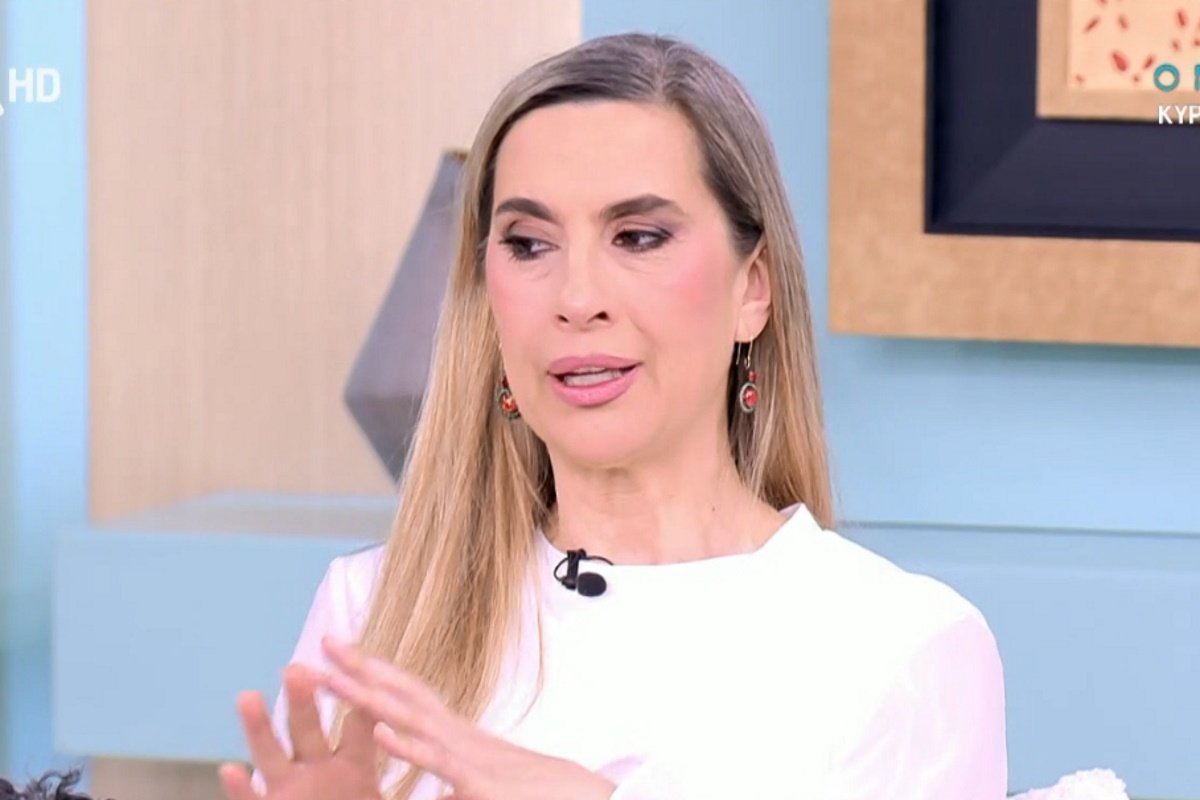 Βίκυ Βολιώτη: «Ήμουν 16 όταν έχασα τον πατέρα μου» – Η εξομολόγηση για τις φοβίες και την κόρη της
